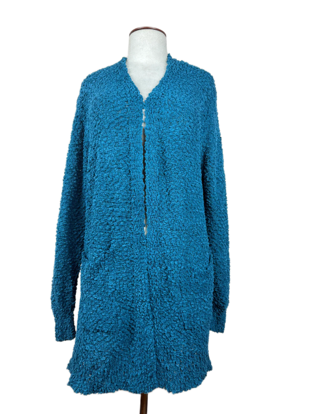 Buy online pre-used, pre-loved 100% Original branded clothes Zenana (LC-75) available in Pakistan. Top international UK brands available.