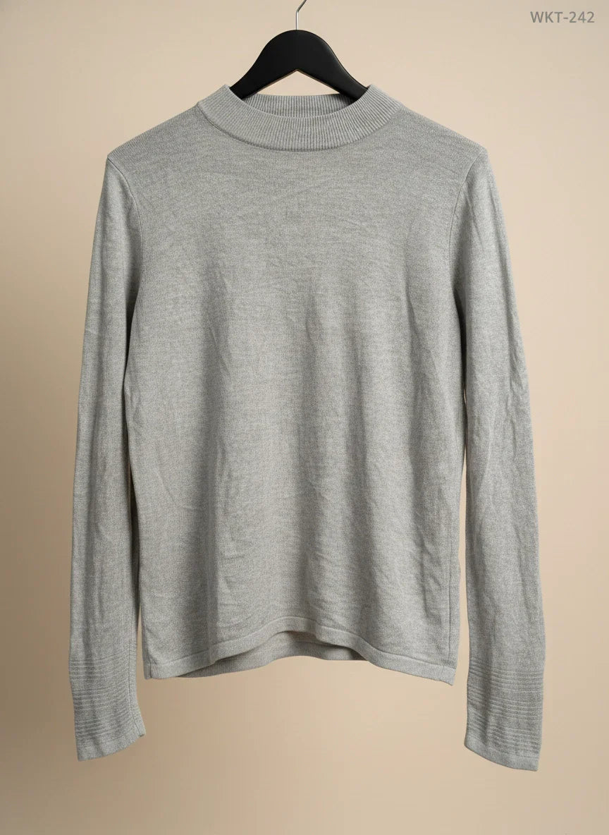 Buy online pre-used, pre-loved 100% Original branded clothes Classic (wkt-242) available in Pakistan. Top international UK brands available.