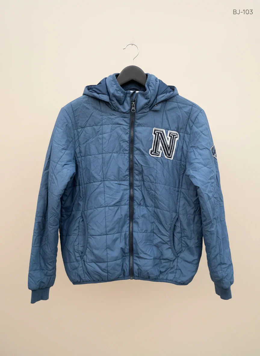 Buy online pre-used, pre-loved 100% Original branded clothes Bw Kids (bj-144) available in Pakistan. Top international UK brands available.