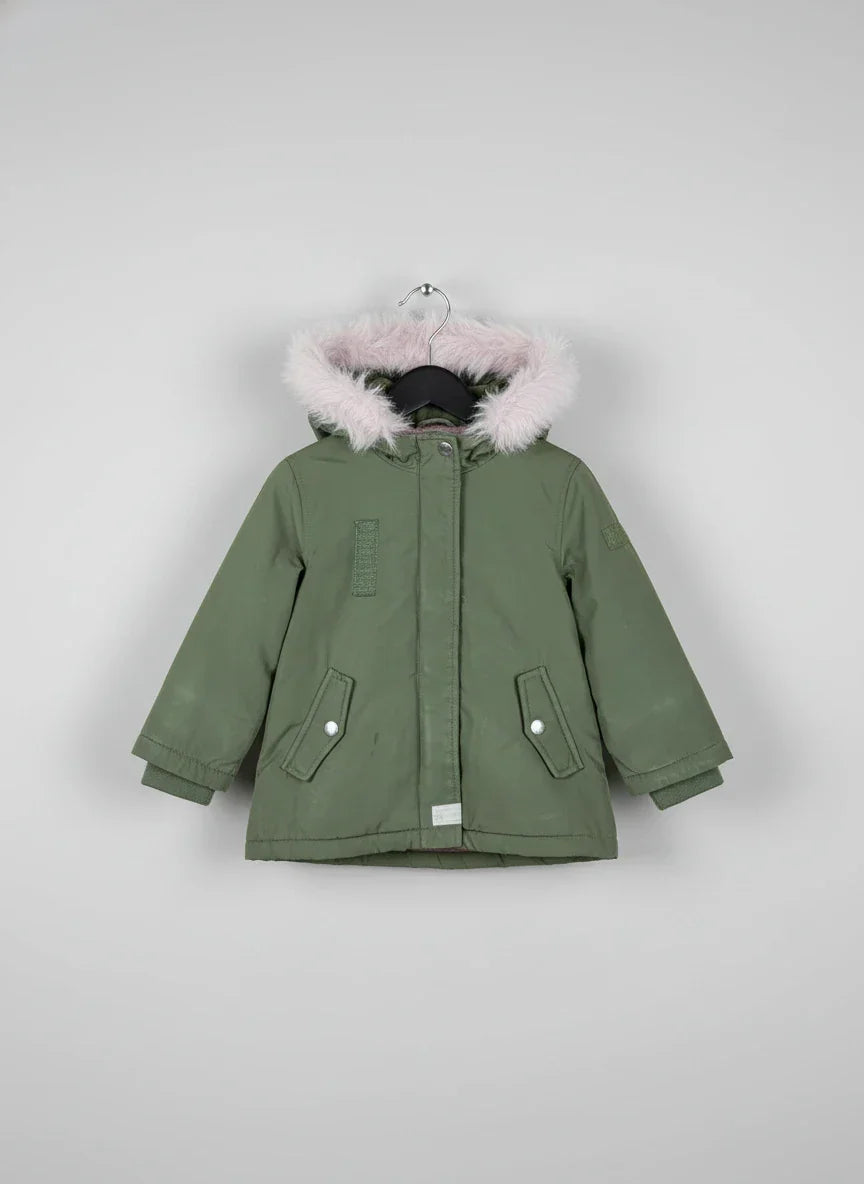 Buy online pre-used, pre-loved 100% Original branded clothes Fenty (gj-39) available in Pakistan. Top international UK brands available.