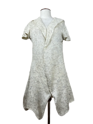 Buy online pre-used, pre-loved 100% Original branded clothes Unknown (LC-102) available in Pakistan. Top international UK brands available.
