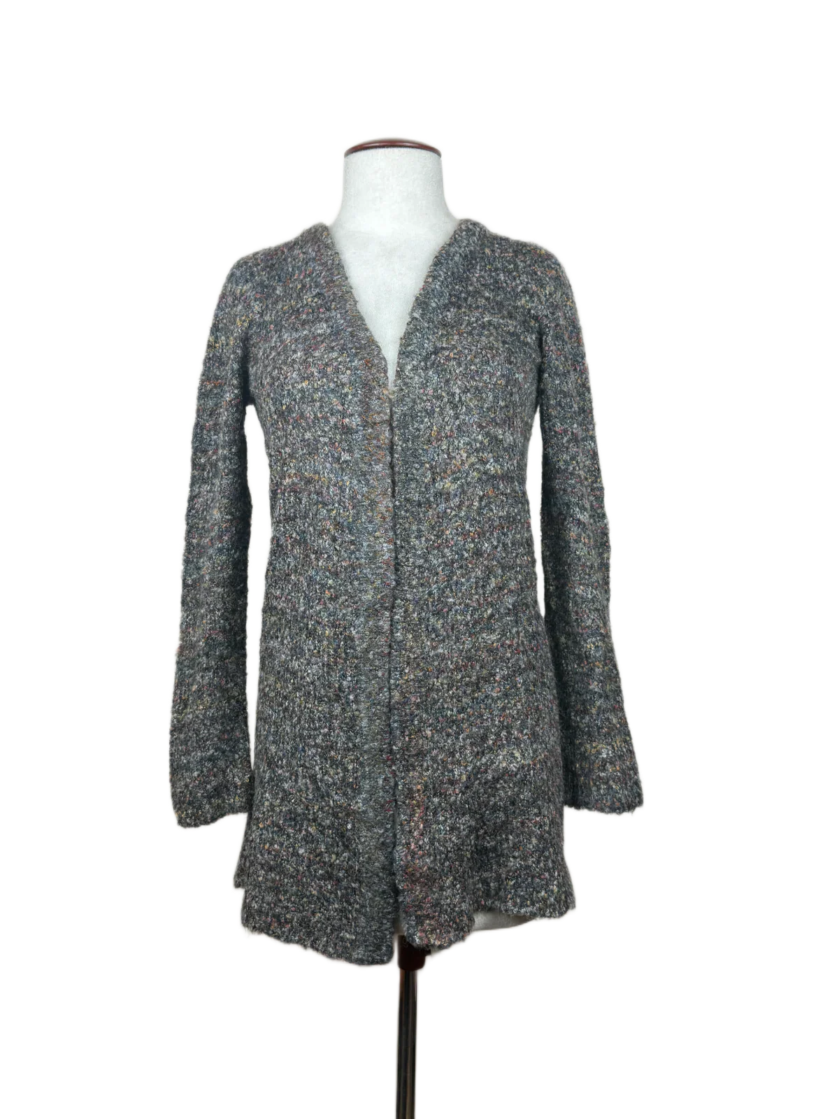 Buy online pre-used, pre-loved 100% Original branded clothes Think Positive (LC-52) available in Pakistan. Top international UK brands available.