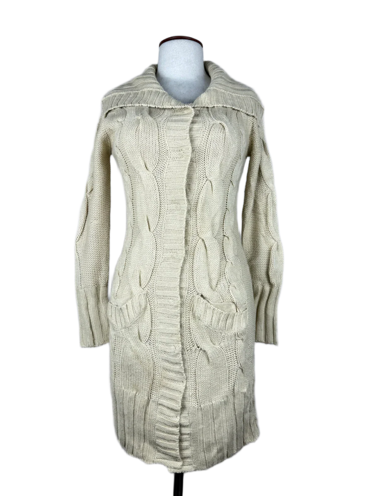 Buy online pre-used, pre-loved 100% Original branded clothes New Look (LC-53) available in Pakistan. Top international UK brands available.