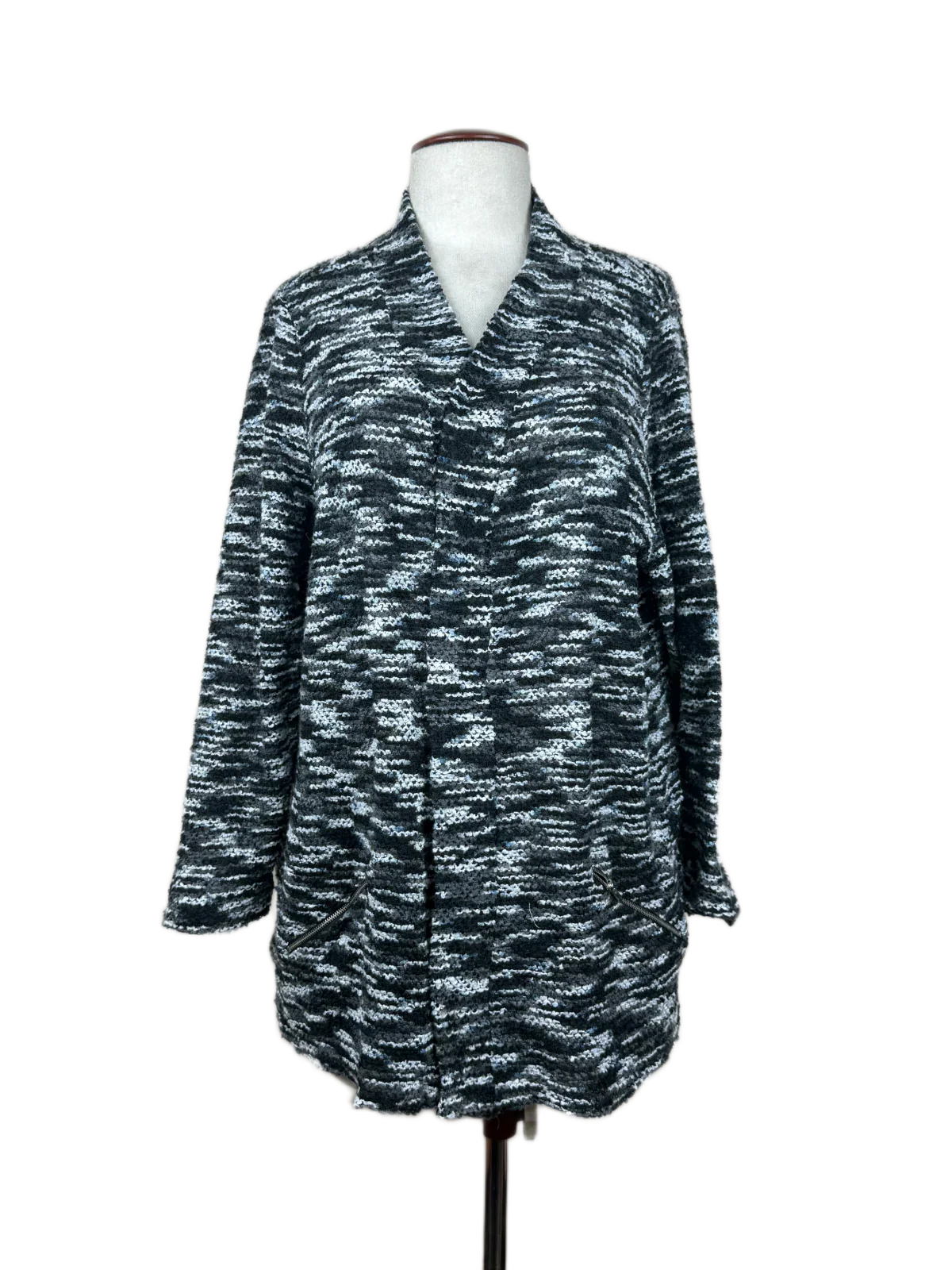 Buy online pre-used, pre-loved 100% Original branded clothes Michele Atgp (LC-54) available in Pakistan. Top international UK brands available.