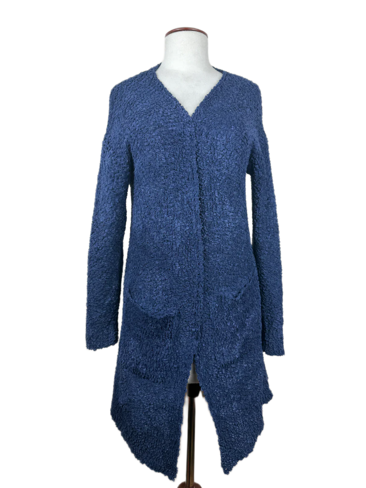 Buy online pre-used, pre-loved 100% Original branded clothes Merokeety (LC-64) available in Pakistan. Top international UK brands available.