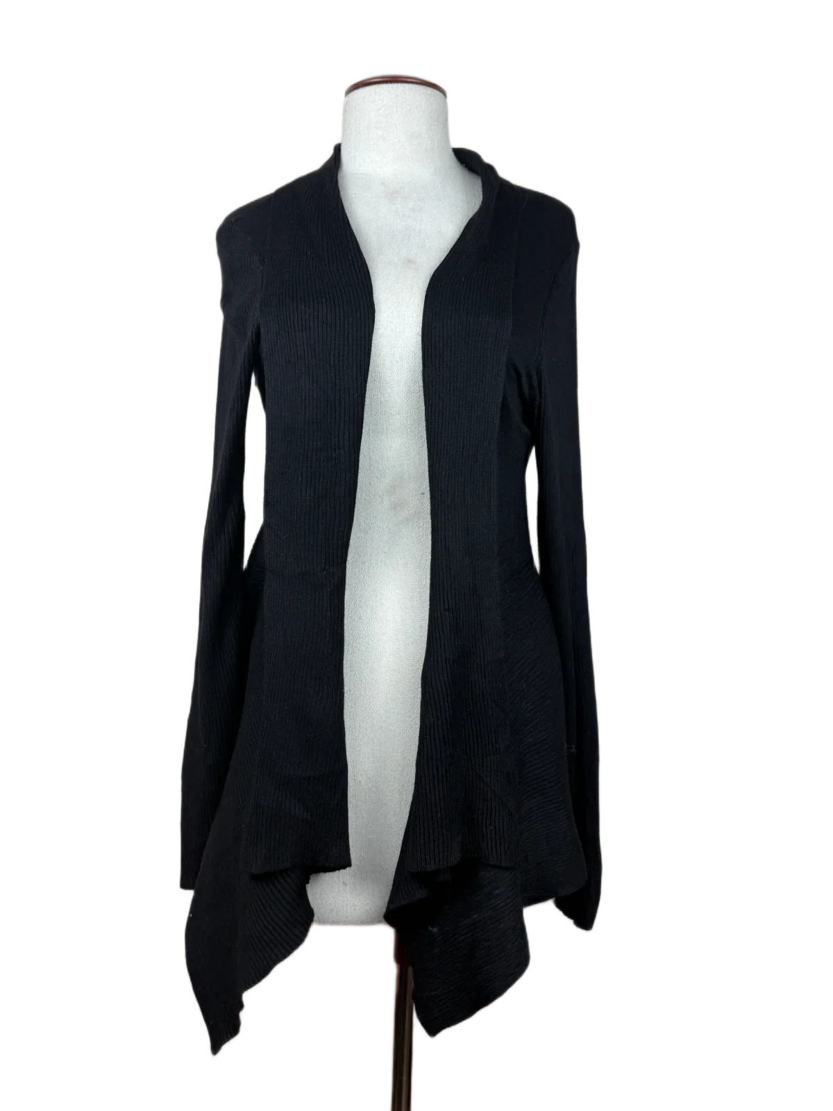 Buy online pre-used, pre-loved 100% Original branded clothes 89Th & Madison (LC-70) available in Pakistan. Top international UK brands available.