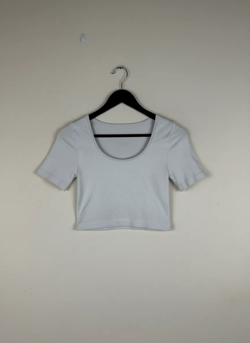 Buy online pre-used, pre-loved 100% Original branded clothes Primark (WWCT-105) available in Pakistan. Top international UK brands available.