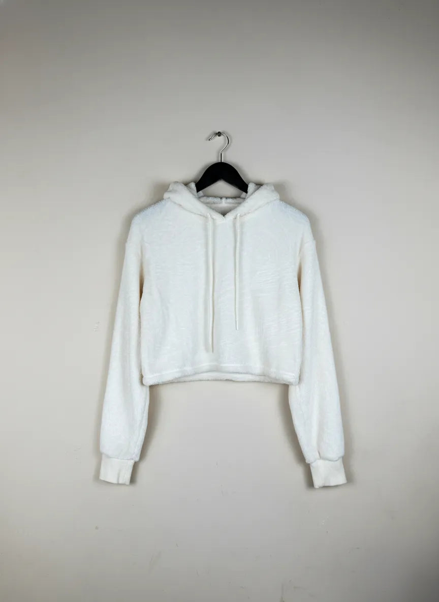 Buy online pre-used, pre-loved 100% Original branded clothes Bershka (WWCT-122) available in Pakistan. Top international UK brands available.