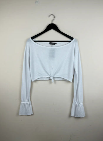 Buy online pre-used, pre-loved 100% Original branded clothes Prettylittlething (WWCT-135) available in Pakistan. Top international UK brands available.