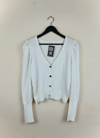 Buy online pre-used, pre-loved 100% Original branded clothes Primark (WWCT-169) available in Pakistan. Top international UK brands available.