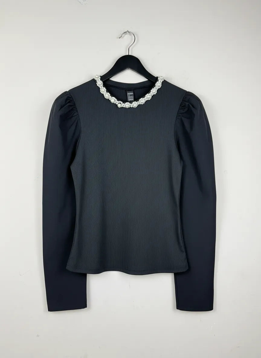 Buy online pre-used, pre-loved 100% Original branded clothes Shein (WWCT-204) available in Pakistan. Top international UK brands available.