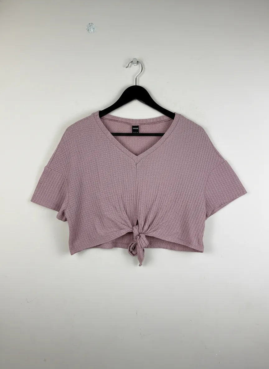 Buy online pre-used, pre-loved 100% Original branded clothes Shein (WWCT-205) available in Pakistan. Top international UK brands available.