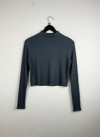 Buy online pre-used, pre-loved 100% Original branded clothes Asos (WWCT-214) available in Pakistan. Top international UK brands available.