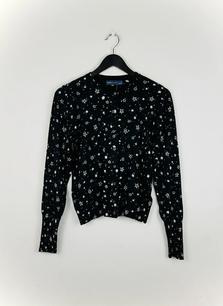 Buy online pre-used, pre-loved 100% Original branded clothes Marks & Spencer (WWCT-221) available in Pakistan. Top international UK brands available.