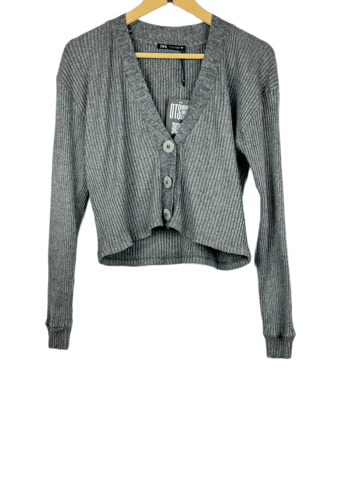 Buy online pre-used, pre-loved 100% Original branded clothes Zara (WWCT-23) available in Pakistan. Top international UK brands available.