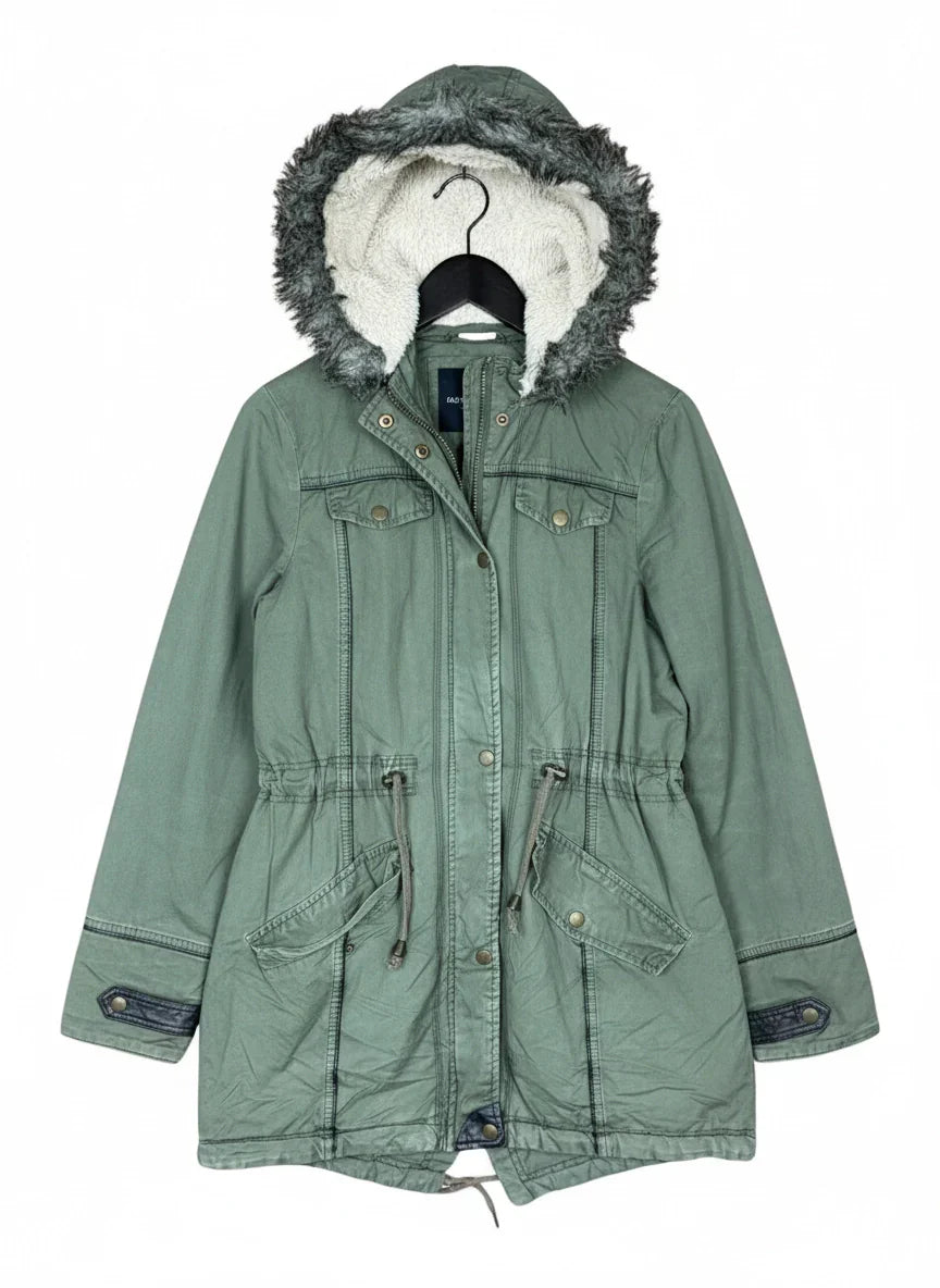 Buy online pre-used, pre-loved 100% Original branded clothes Brave Soul (WJKT-04) available in Pakistan. Top international UK brands available.