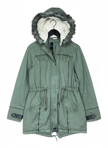 Buy online pre-used, pre-loved 100% Original branded clothes Brave Soul (WJKT-04) available in Pakistan. Top international UK brands available.