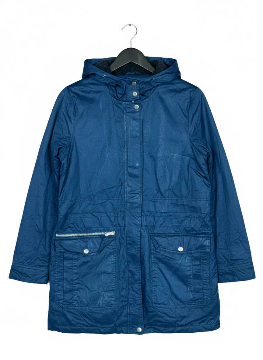 Buy online pre-used, pre-loved 100% Original branded clothes Reserved (WJKT-92) available in Pakistan. Top international UK brands available.