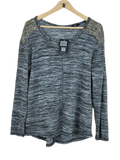 Buy online pre-used, pre-loved 100% Original branded clothes Unknown (wkt-155) available in Pakistan. Top international UK brands available.