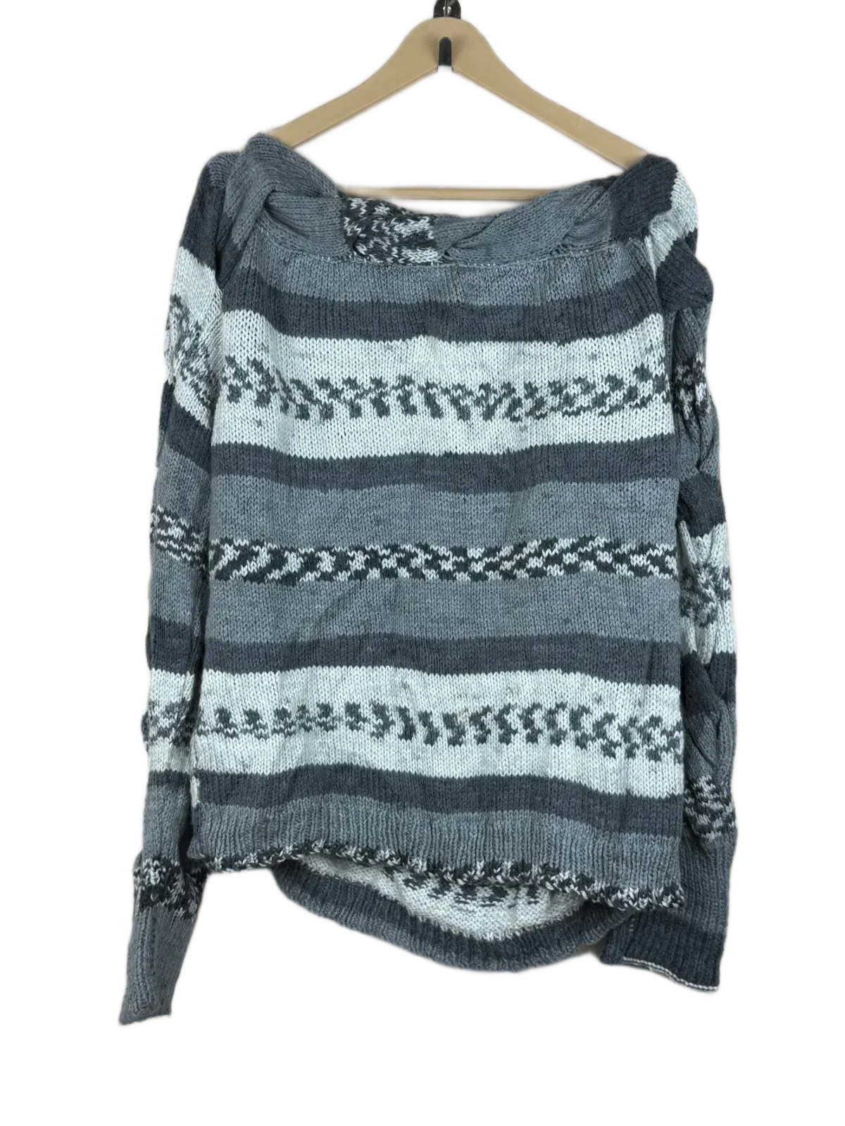 Buy online pre-used, pre-loved 100% Original branded clothes Unknow (wkt-158) available in Pakistan. Top international UK brands available.