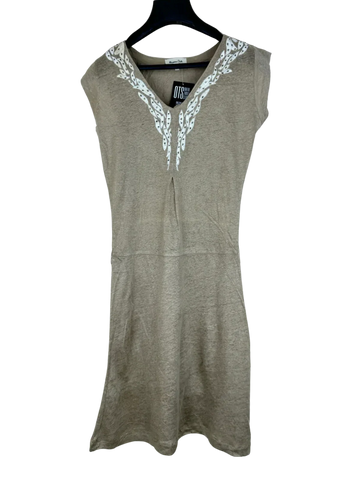 Buy online pre-used, pre-loved 100% Original branded clothes Massimo Dutti (wkt-18) available in Pakistan. Top international UK brands available.