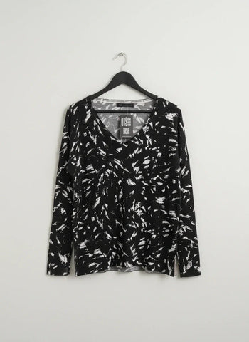 Buy online pre-used, pre-loved 100% Original branded clothes Marks & Spencer (wkt-204) available in Pakistan. Top international UK brands available.