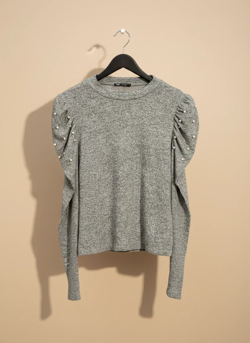 Buy online pre-used, pre-loved 100% Original branded clothes Zara (wkt-237) available in Pakistan. Top international UK brands available.