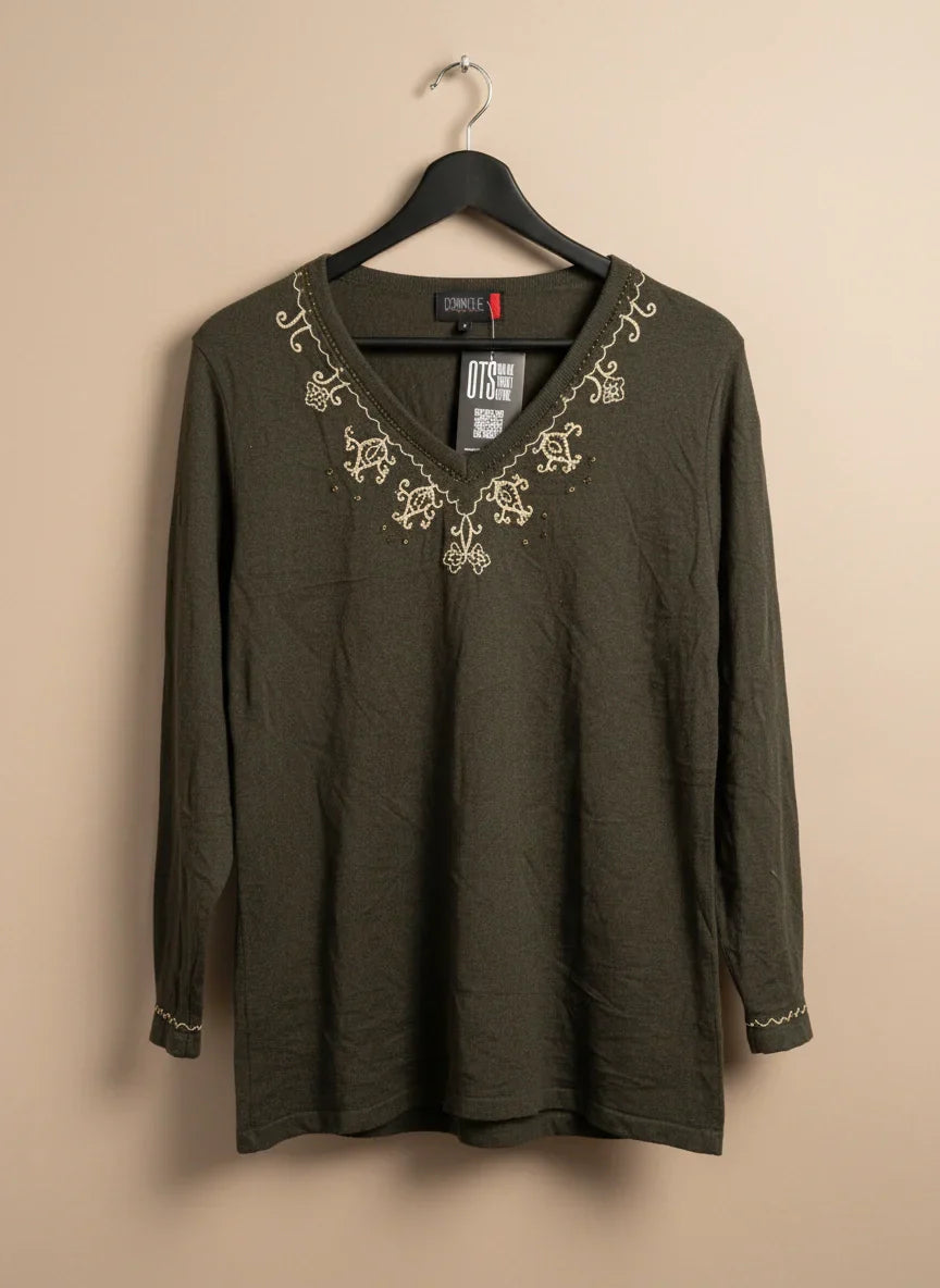 Buy online pre-used, pre-loved 100% Original branded clothes Dominique (wkt-247) available in Pakistan. Top international UK brands available.