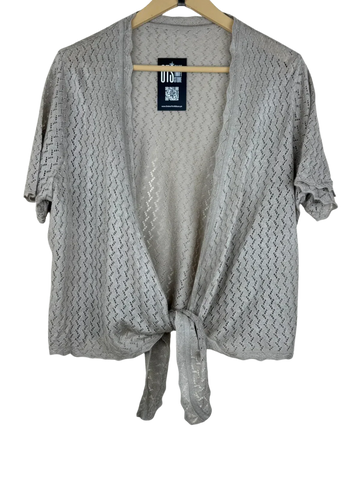Buy online pre-used, pre-loved 100% Original branded clothes Unknown (wkt-42) available in Pakistan. Top international UK brands available.