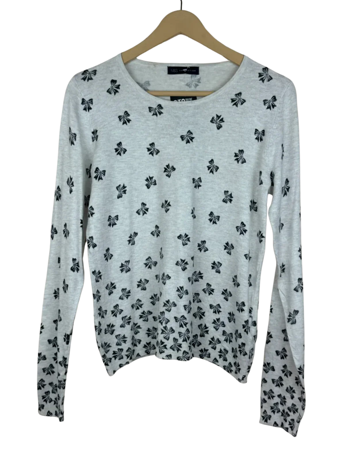 Buy online pre-used, pre-loved 100% Original branded clothes Saloos (wkt-57) available in Pakistan. Top international UK brands available.